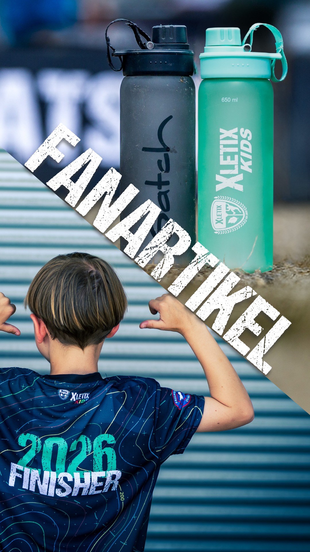 Euer XLETIX Kids Abenteuer verdient den passenden Look! 💚

In unserem Fanshop warten coole Fanartikel auf euch, die ihr ganz einfach vorbestellen und direkt auf eurem Event abholen könnt. So seid ihr bestens ausgestattet für Matsch, Action und unvergessliche Familienmomente. ✨

So funktioniert’s:

🎟️ Noch keine Tickets gekauft?
Dann könnt ihr eure Fanartikel direkt beim Ticketkauf dazu buchen.

🛒 Tickets schon gesichert?
Kein Problem! In eurem Ticketportal findet ihr unter „Fanartikel & Foto-Flat“ alle Artikel, die ihr nachträglich buchen könnt. Den Link zum Ticketportal findet ihr in eurer Bestellbestätigung.

💚 Abholen & freuen
Zeigt eure Fanartikel-Tickets einfach digital oder ausgedruckt beim Event im XLETIX Kids Fanshop vor und freut euch über eure neuen Lieblingsteile!

Jetzt vorbestellen und beim Event direkt freuen. ✨